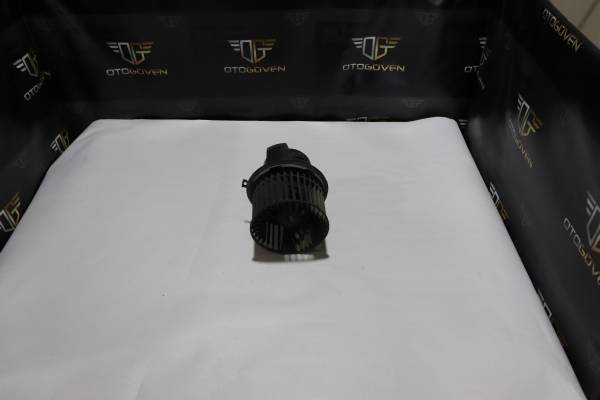 FORD TRANSİT 120 - 120 V ÇIKMA PARÇA TRANSİT V184 KLİMA KUTUSU MOTORU